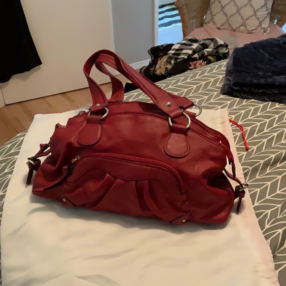 Red handbag with red funky lining - Picture 3 of 6